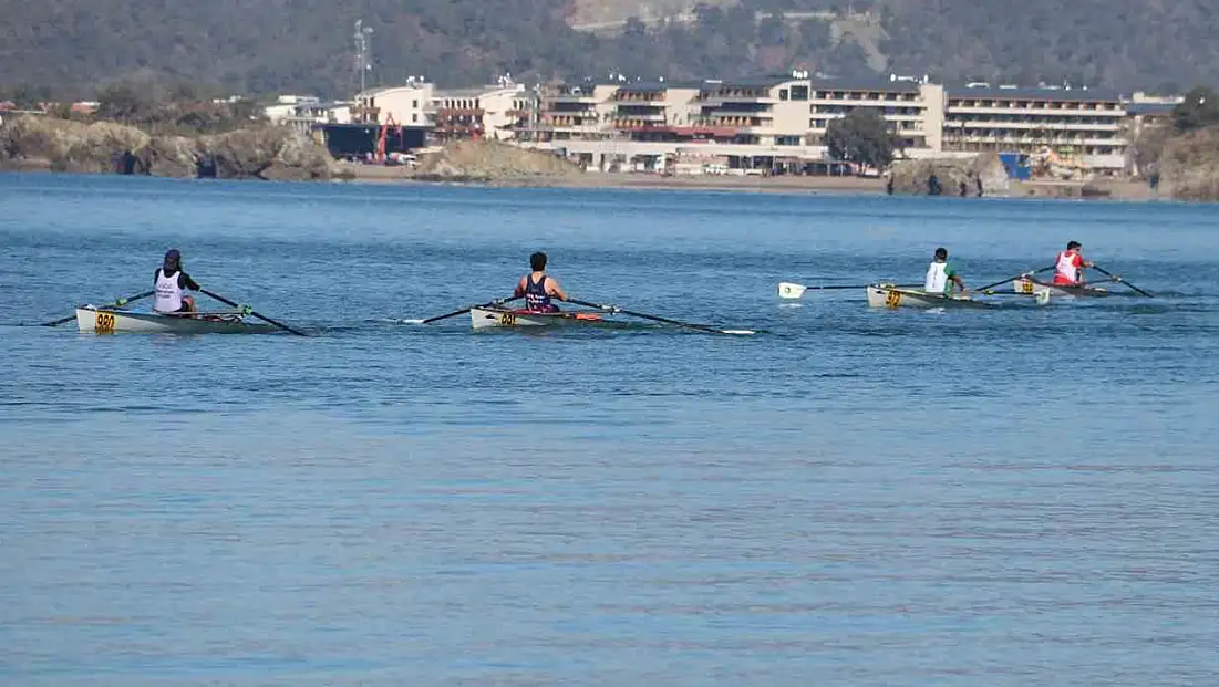 Fethiye’de Deniz Küreği Heyecanı: Türkiye Kupası Yarışları Başladı