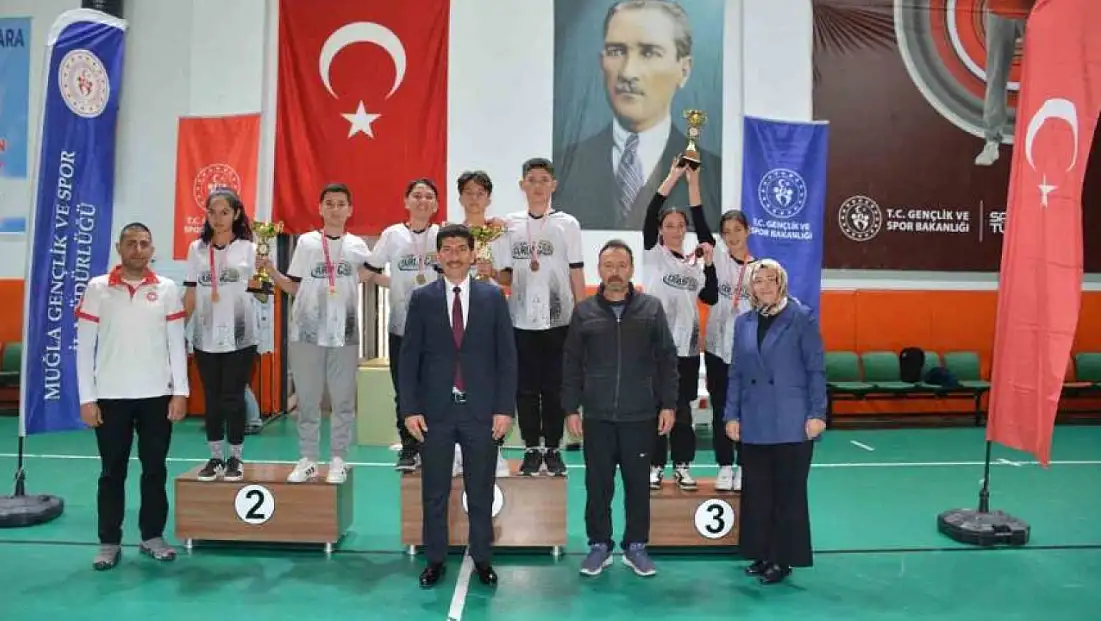 Köyceğiz’de ödüllü Floor Curling İl Birinciliği Müsabakaları