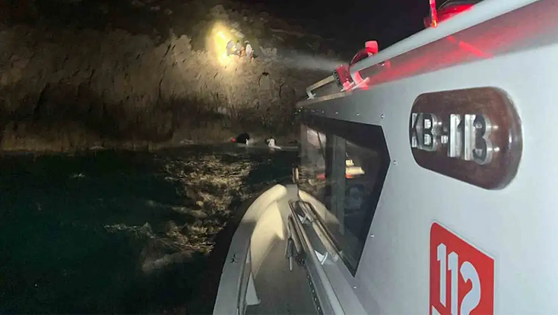 Marmaris’te Umuda Yolculuk: Mahsur Kalan Göçmenler Kurtarıldı
