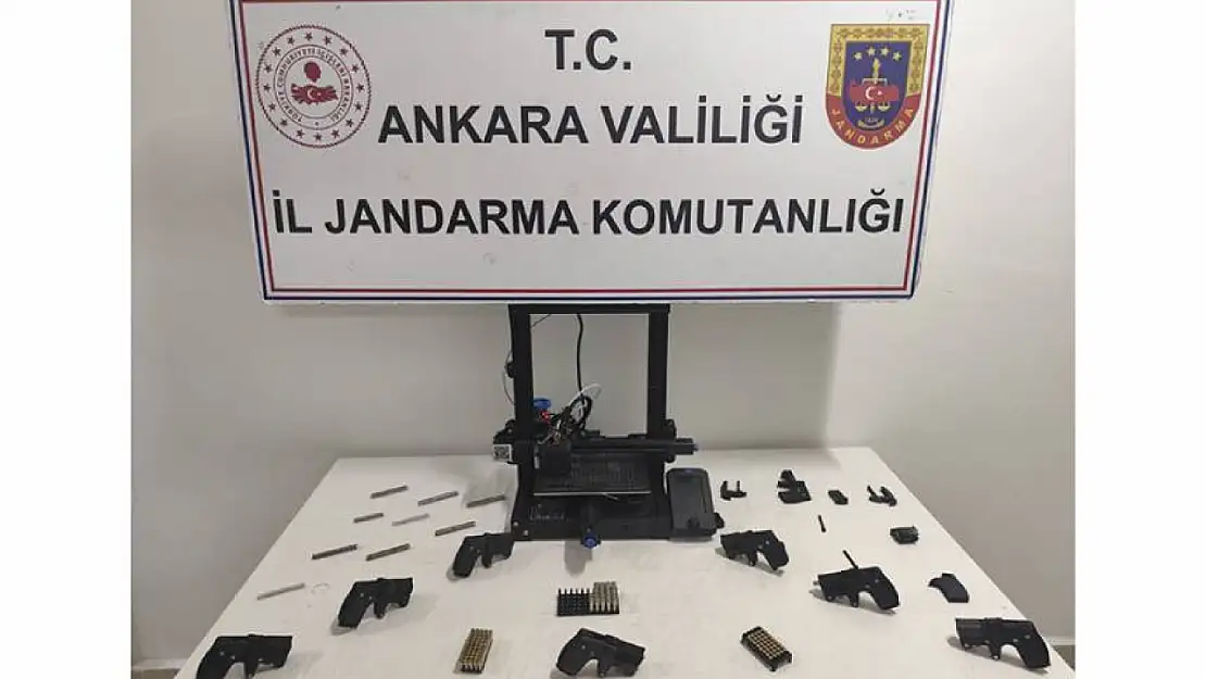 3D yazıcıyla x-ray cihazının tespit edemediği 'suikast silahı' üreten şüpheliye jandarma baskını!