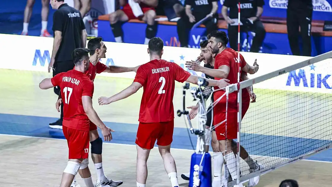 A Milli Erkek Voleybol Takımı Ukrayna'ya yenildi