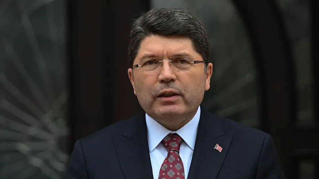 Adalet Bakanı Tunç: 'Peygamber Efendimizin karikatürünün çizilmesiyle ilgili soruşturma başlatılmıştır'