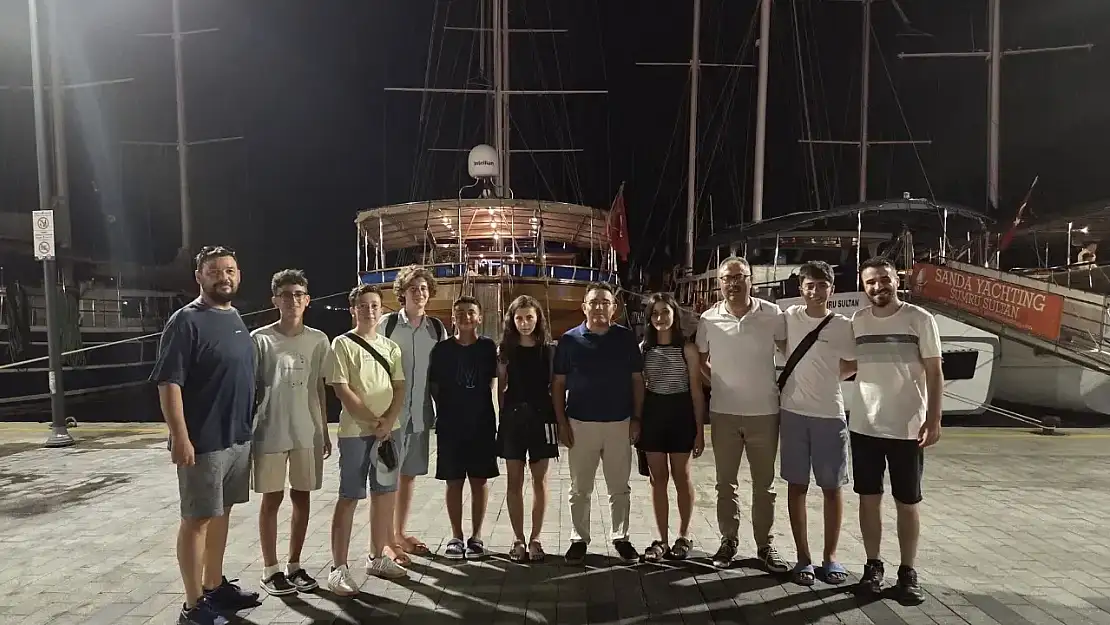 Afyonun LGS şampiyonlarına Mamaris'te özel kutlama!
