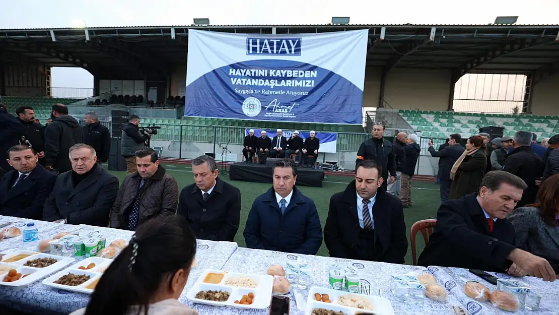 Başkan Aras felaketin 2. yıl dönümünde depremzedeleri yalnız bırakmadı