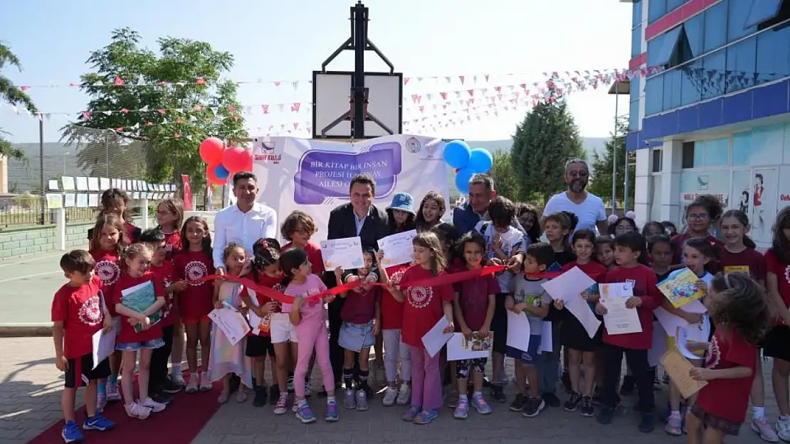 'Bir Kitap Bir İnsan' projesi Muğla'da hayata geçirildi