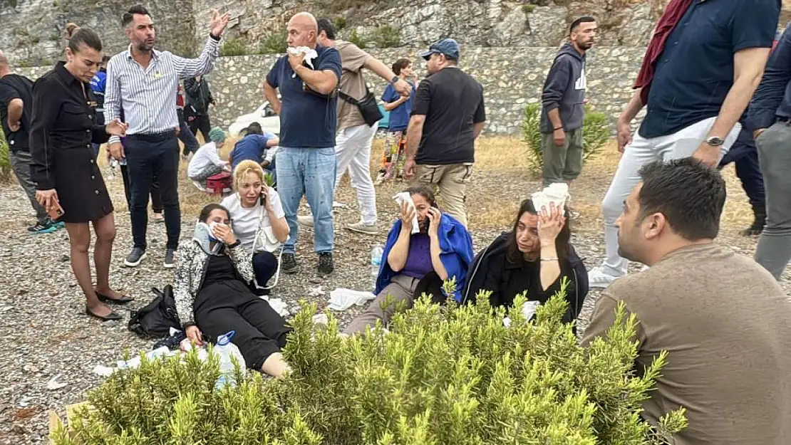 Bodrum'da can pazarı! Trafik kazasında 15 kişi yaralandı