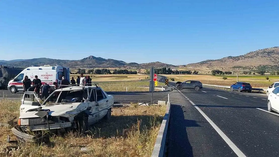 Burdur Fethiye yolunda kaza: Yaralılar var