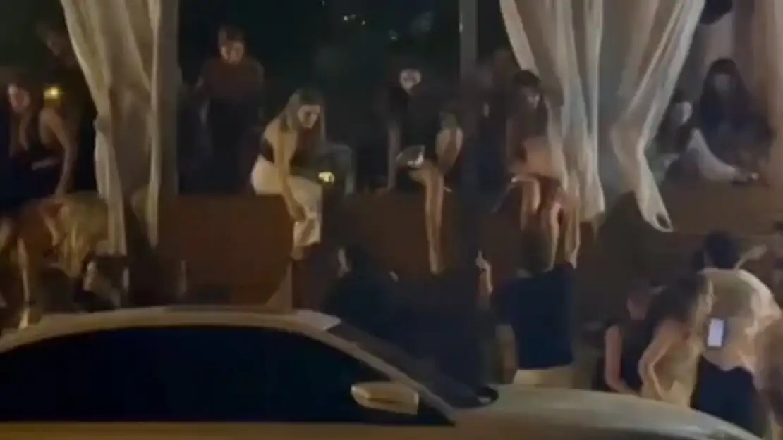Çeşme'deki bar kavgasının nedeni ortaya çıktı! İzmir Valiliği'nden açıklama