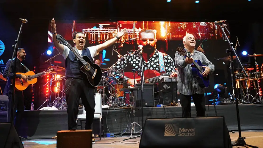 Didem'den Gipsy Kings geçti!