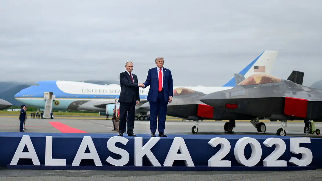 Dünyanın gözü bu zirvede: Putin ile Trump Alaska'da buluştu