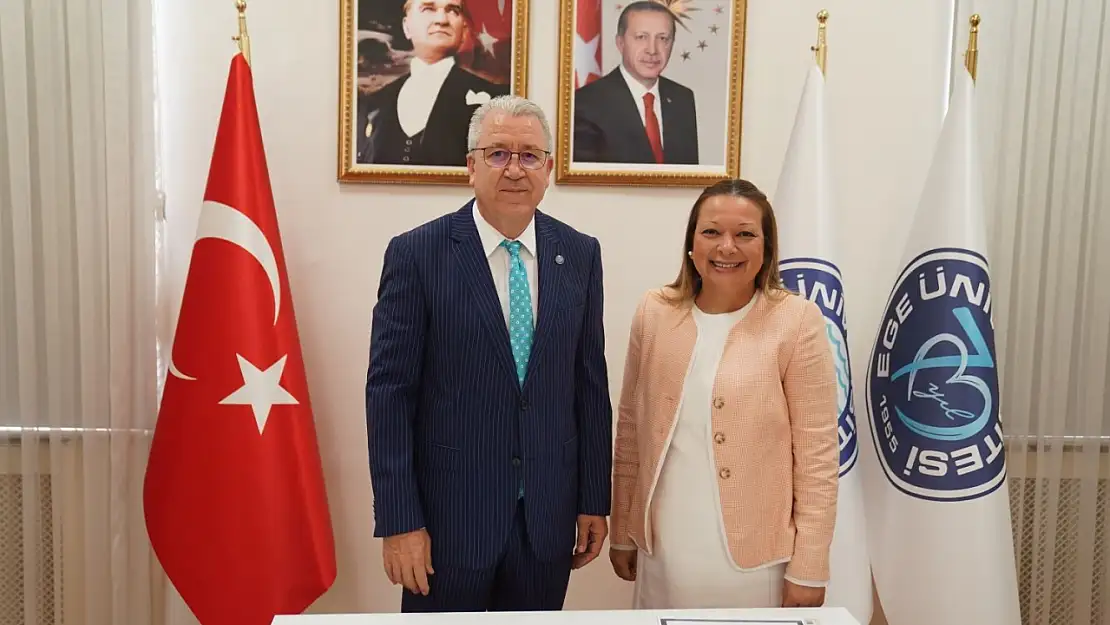 Egeli bilim insanlarından önemli buluş: 'Termal Anne Sütü Çantası'
