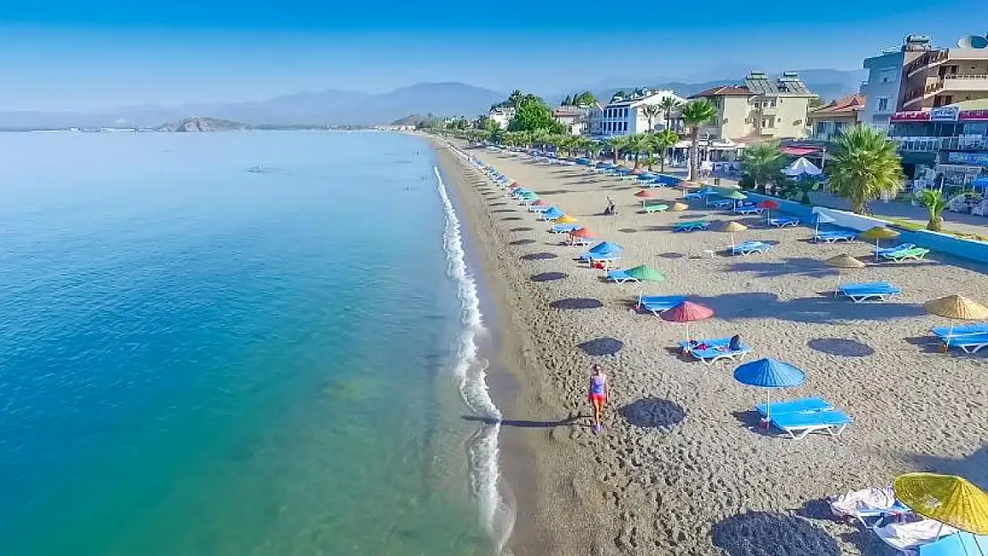 Fethiye'nin gözde sahili Çalış Plajı nerede, nasıl gidilir, ücretsiz mi özellikleri neler?
