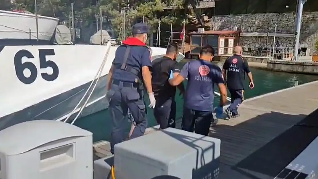 Gezi keyfi yarım kaldı!  Fethiye'de yaralanan vatandaş tahliye edildi