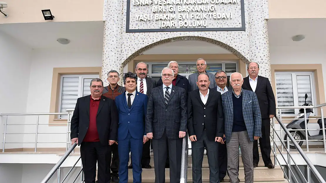 BAŞKAN SAATCI ESNAF TEMSİLCİLERİYLE BULUŞTU