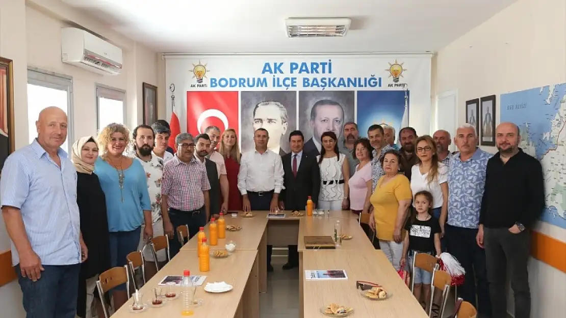 BODRUM BELEDİYE BAŞKANI ARAS AK PARTİ İLÇE BAŞKANLIĞINI ZİYARET ETTİ