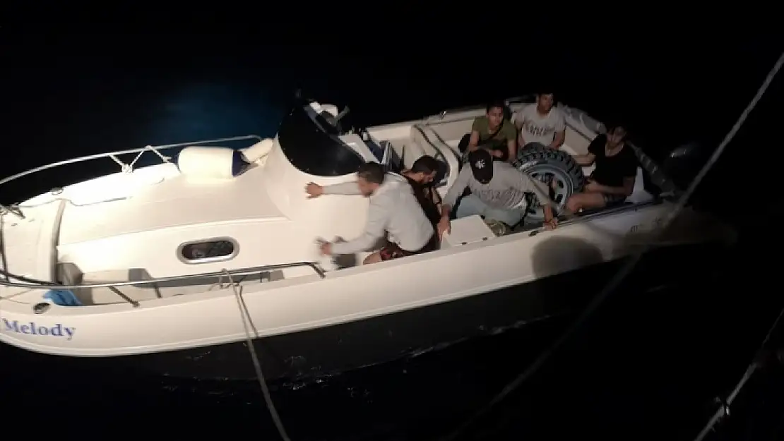 MUĞLA'DA 8 DÜZENSİZ GÖÇMEN YAKALANDI