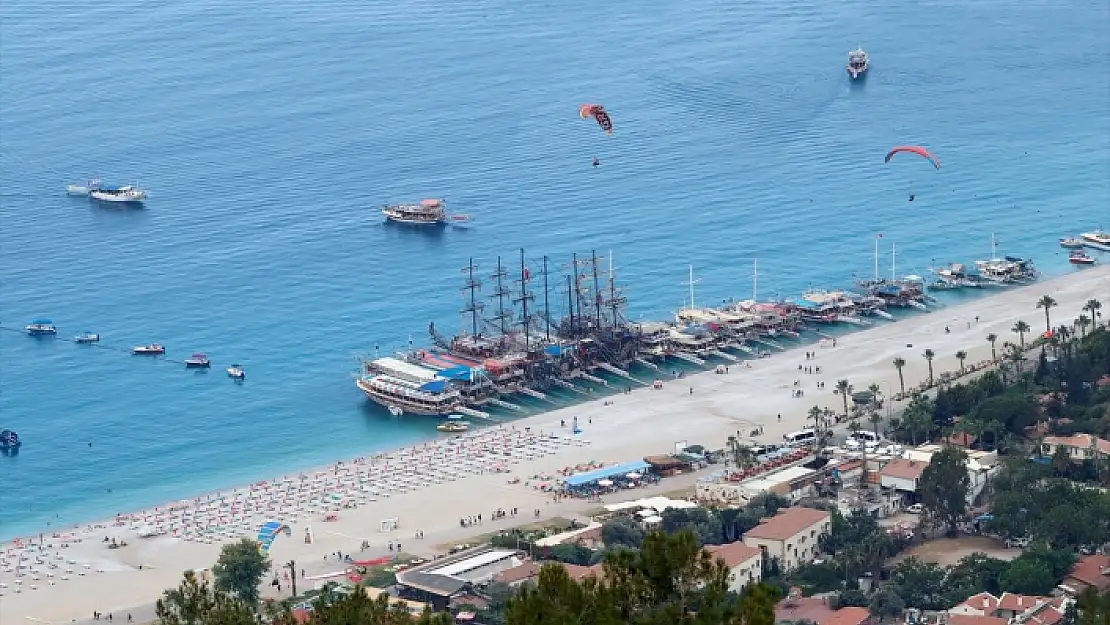 MUĞLA'DA YERLİ TURİST TURİZMCİYE BAYRAM ETTİRDİ