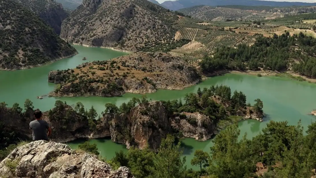 MUĞLA SINIRINDA YER ALAN ARAPAPIŞTI KANYONU BÜYÜLÜYOR