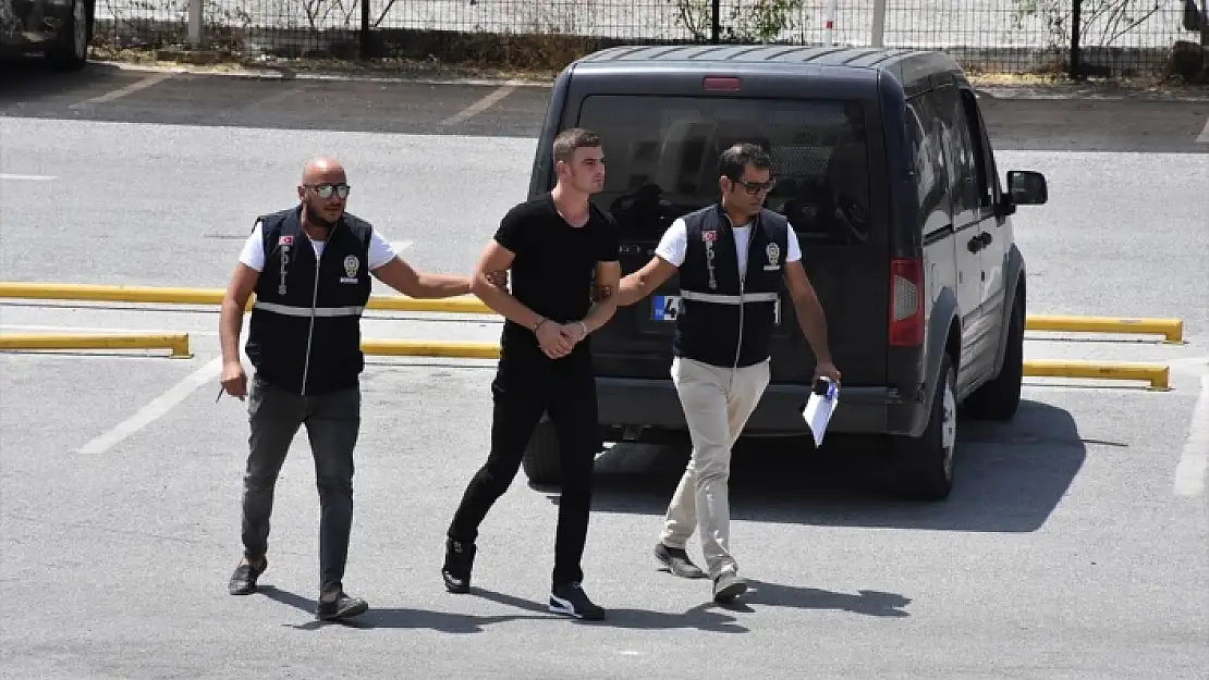 BODRUM'DA RAHATSIZLIK VERDİĞİ İDDİA EDİLEN KİŞİ GÖZALTINA ALINDI