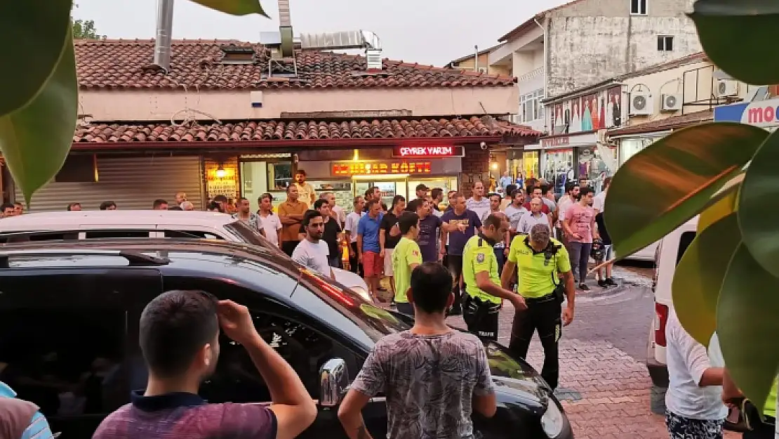 FETHİYE'DE DENİZLİSPOR KULÜP BAŞKANI VE ARKADAŞLARI POLİSLERE SALDIRDI