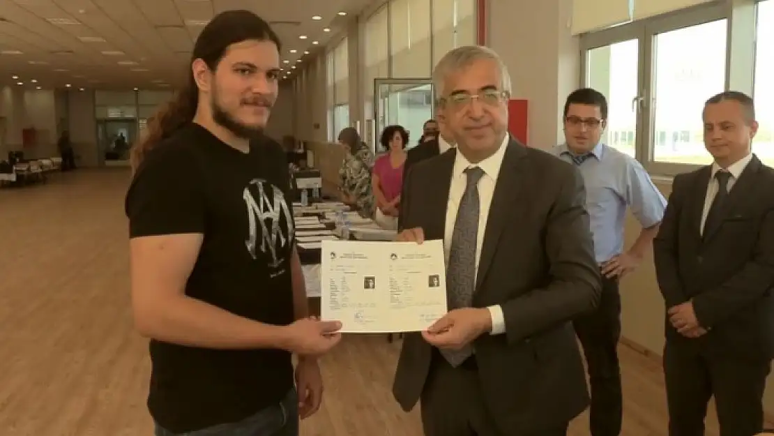 KIRKLARELİ ÜNİVERSİTESİ TIP FAKÜLTESİ'NE İLK KAYIT MUĞLA'DAN