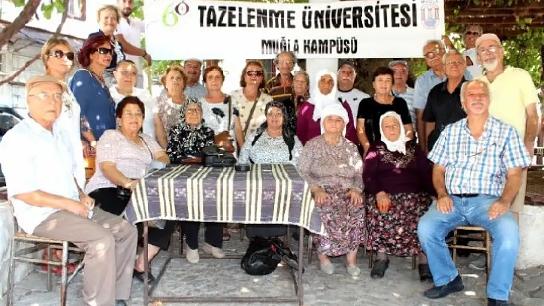 TAZELENME ÜNİVERSİTESİ ÖĞRENCİLERİNE TURİSTİK GEZİ