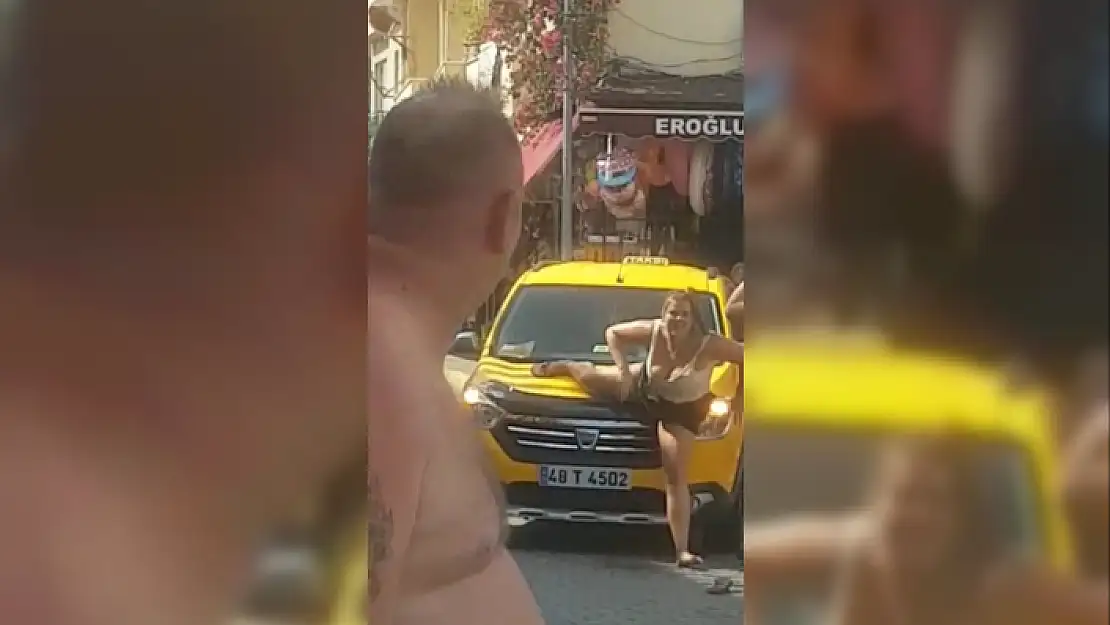 SARHOŞ OLAN İNGİLİZ KADIN GARİP HAREKETLER SERGİLEDİ