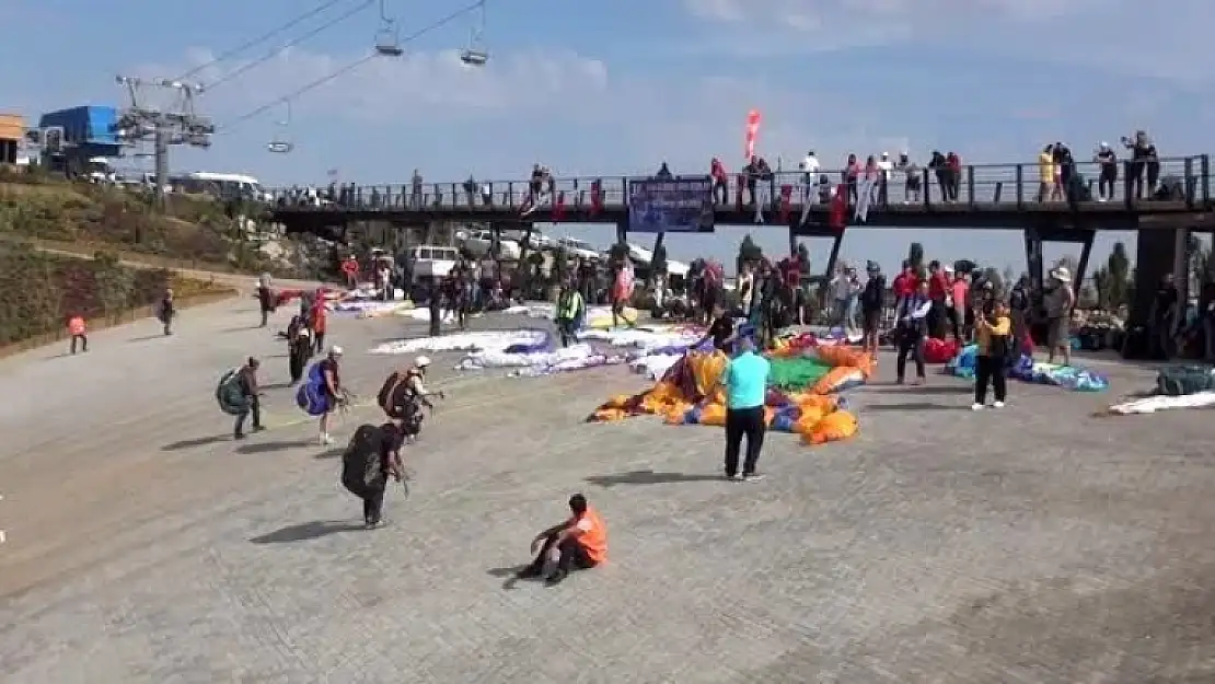 ULUSLARARASI ÖLÜDENİZ HAVA OYUNLARI FESTİVALİ BAŞLADI