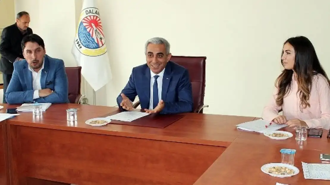 Başkan 'Sorun varsa çözüm de var' dedi