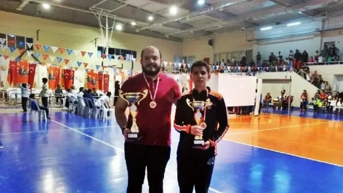 MENTEŞELİ SPORCULARDAN SATRANÇ BAŞARISI