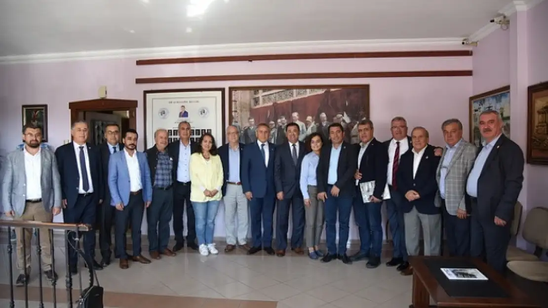 YILDIRIM KAYA'DAN BAŞKAN MUHAMMET TOKAT'A ZİYARET