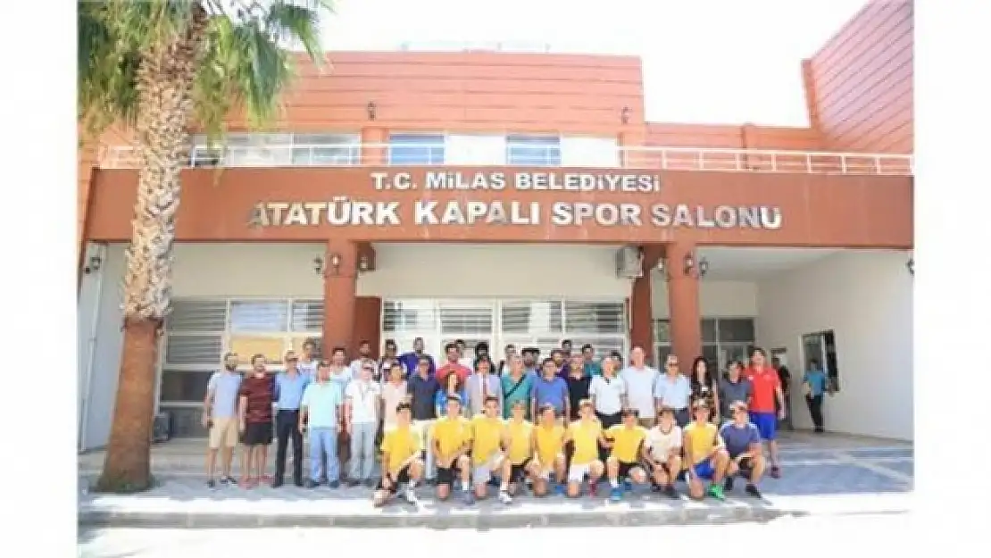 Milas Atatürk Spor Kompleksi Hizmete Açıldı