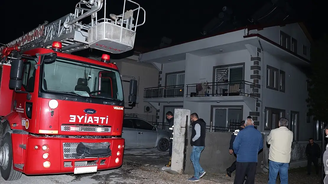 Fethiye'de evde çıkan yangında bir çocuk yaralandı