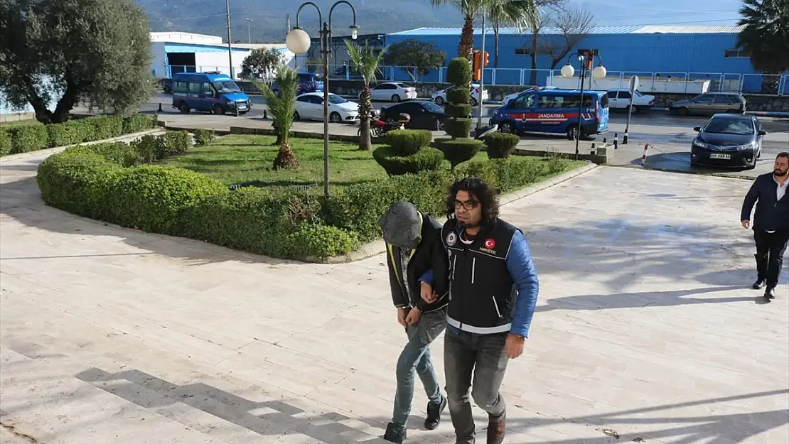 Milas'ta Uyuşturucu Sattığı İddaa Edilen Öğrenci Tutuklandı
