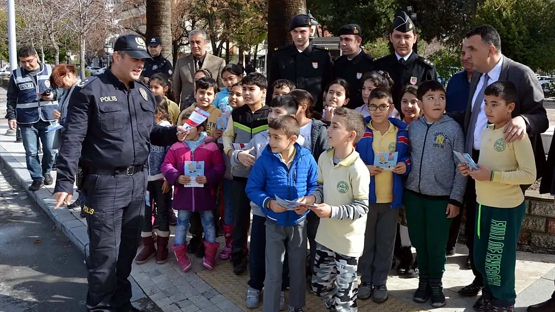 Ortaca'da 'Öncelik Hayatın, Öncelik Yayanın' kampanyası