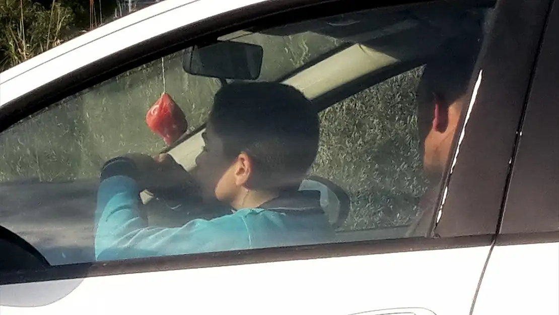 KÖYCEĞİZ'DE TEHLİKELİ YOLCULUK
