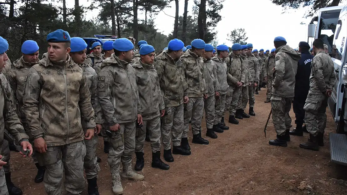 ORMANDA KAYBOLAN ADAMI DRONE İLE ARIYORLAR