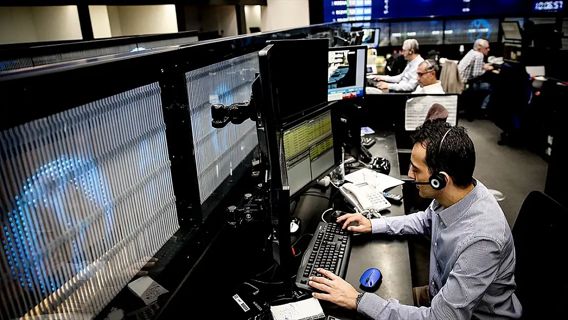 BORSA GÜNE YÜKSELİŞLE BAŞLADI