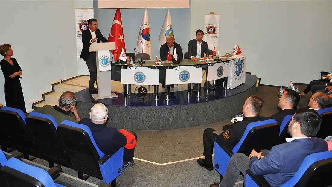 DENİZCİLER SEZON ÖNCESİ BİLGİLENDİRİLDİ