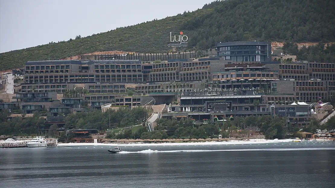 SEÇİMİ KAZANDI, BODRUM'A TATİLE GELDİ