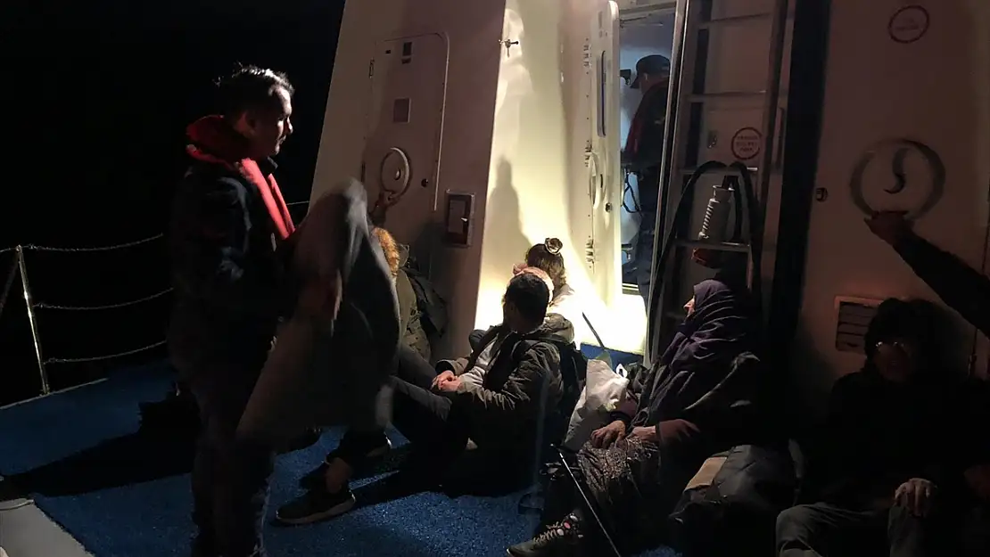 BODRUM'DA 10 DÜZENSİZ GÖÇMEN YAKALANDI