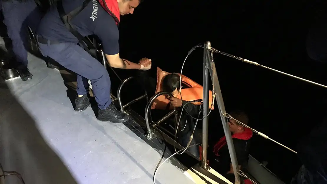 BODRUM'DA 12 DÜZENSİZ GÖÇMEN YAKALANDI