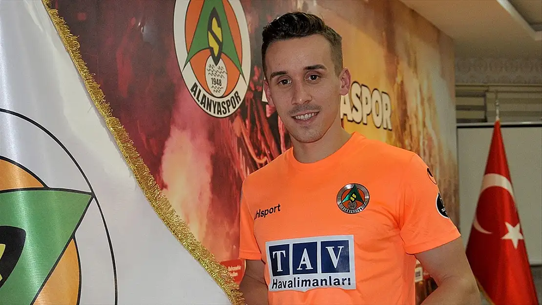 FUTBOL DÜNYASINI YASA BOĞAN ÖLÜM
