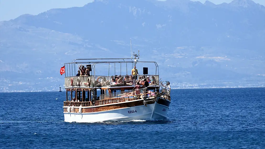 BODRUM'UN EŞSİZ KOYLARI TURİSTLERİ BÜYÜLÜYOR