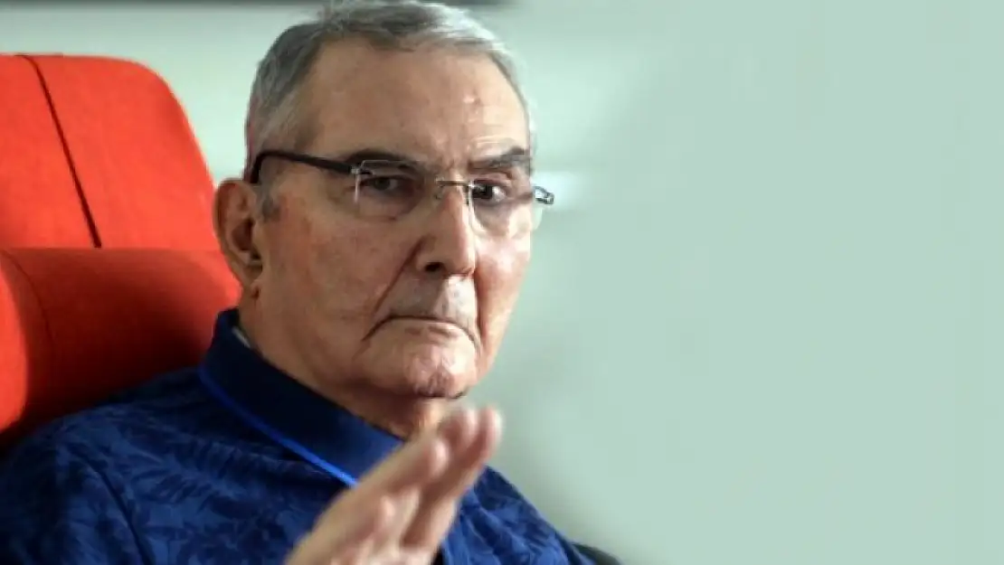 Deniz Baykal Libya Tezkeresi'ne Destek Verdi!