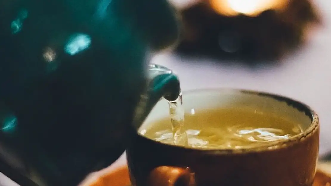 Düzenli Olarak Yeşil Çay İçmek Ömrü Uzatıyor!