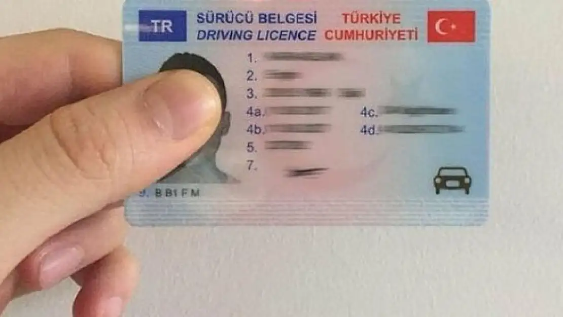 Eski Sürücü Belgelerinin Değiştirilme Süresi Uzatıldı
