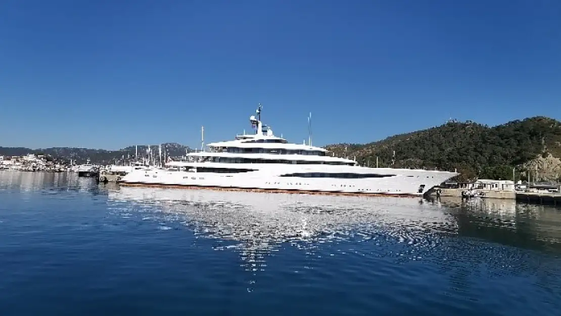 Marmaris'e Gelen Faith İsimli Yat 200 Bin Litre Yakıt Aldı!