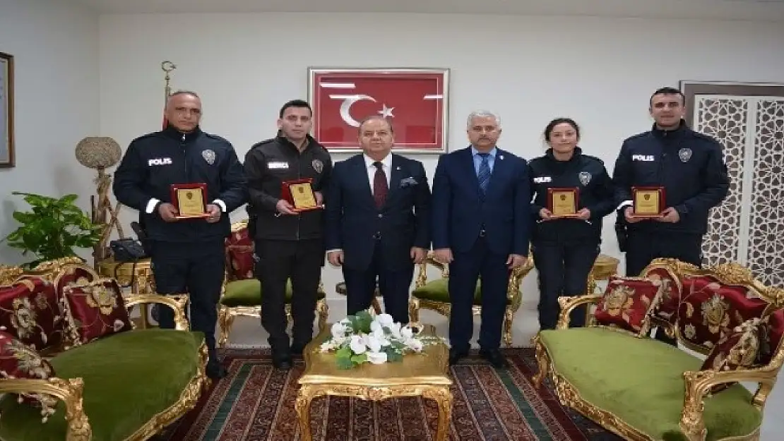 Menteşe'de Başarılı Polisler Ödüllendirildi