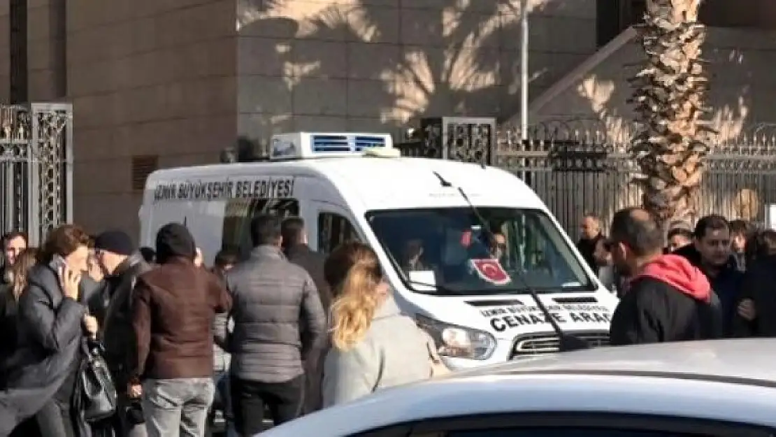 Muğlalı Hemşire Koluna Sıvı Enjekte Ederek İntihar Etti